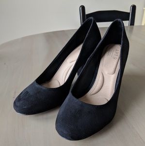 Worn Once Apt. 9 Pumps